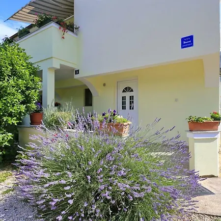 Apartments Romansa Zaton  Exterior photo