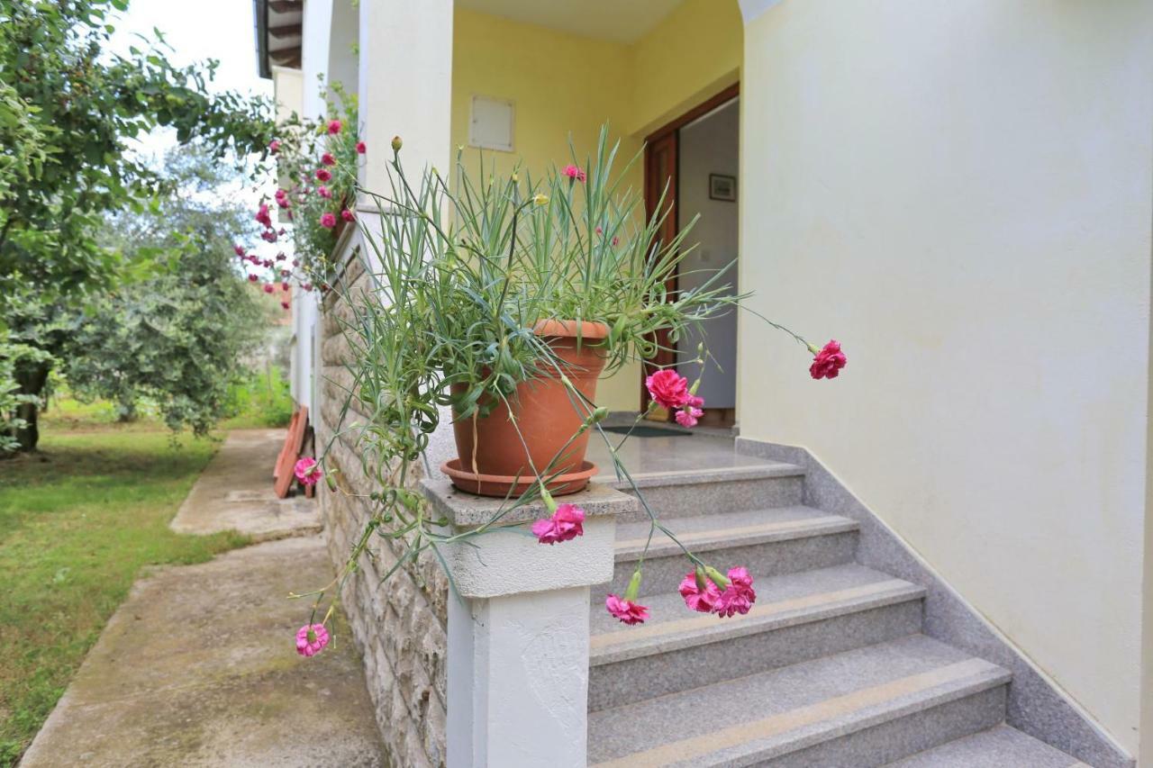 Apartment Romansa *