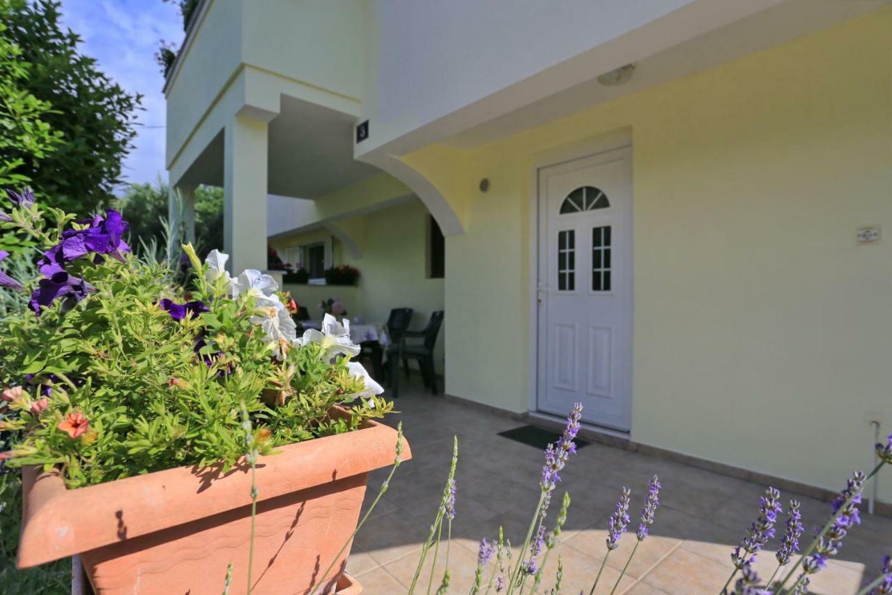 Romansa Apartment