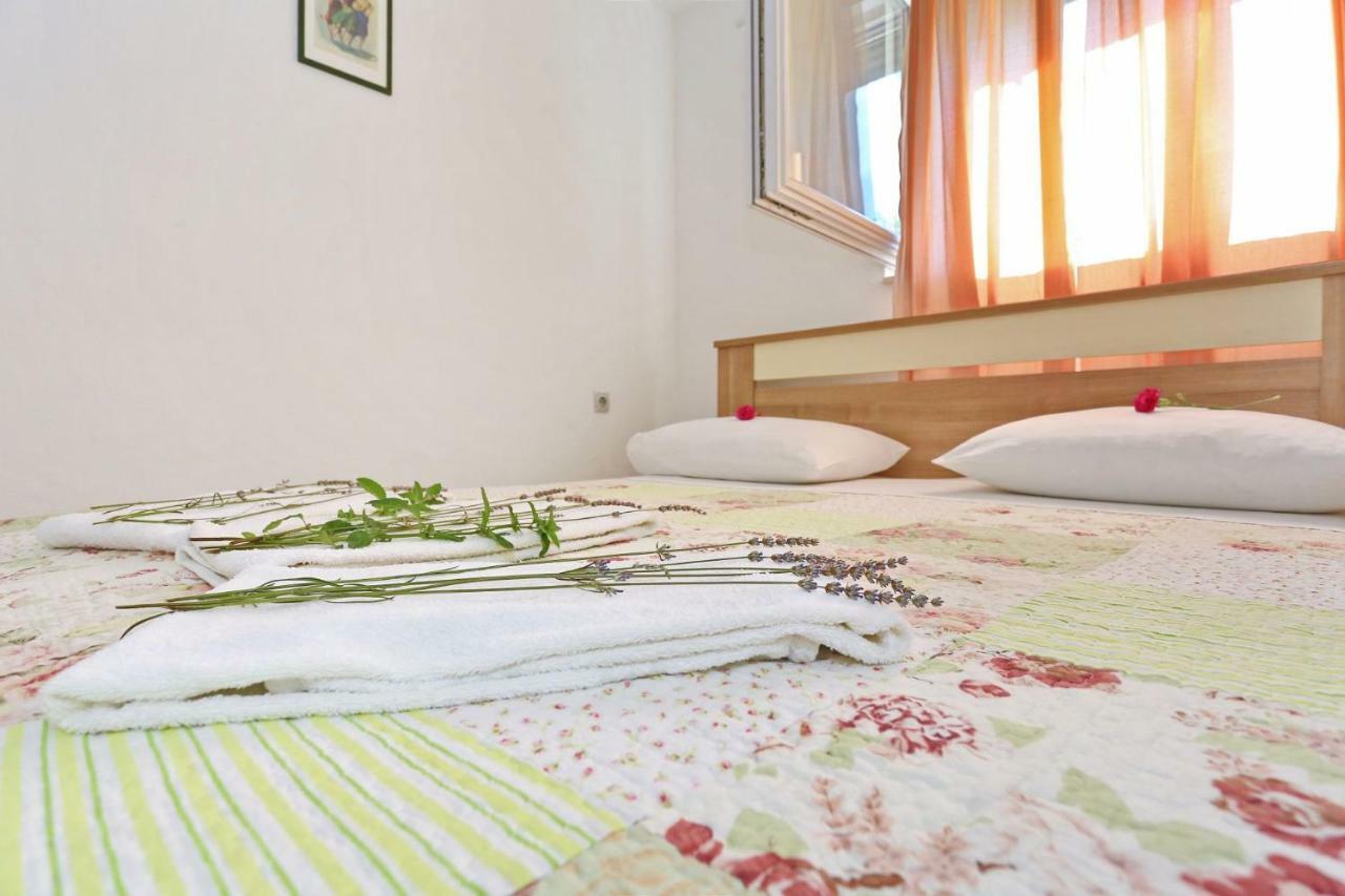 Romansa Apartment